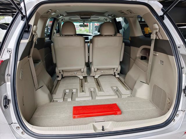 TOYOTA豐田 PREVIA  第20張相片