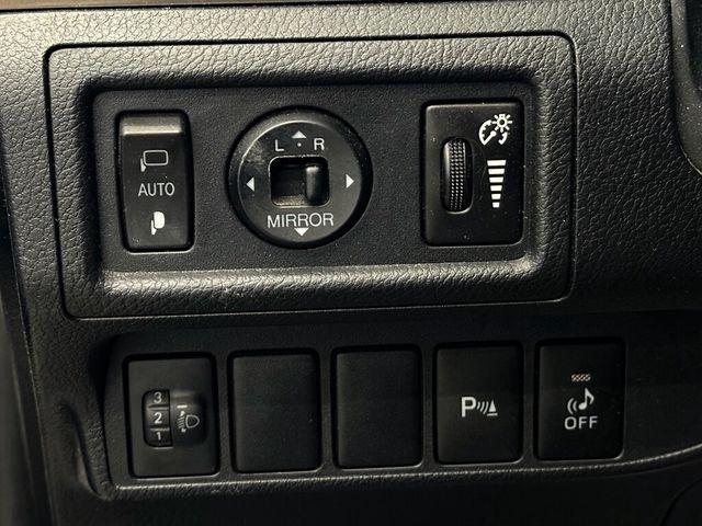 LEXUS凌志 CT200H  第8張相片