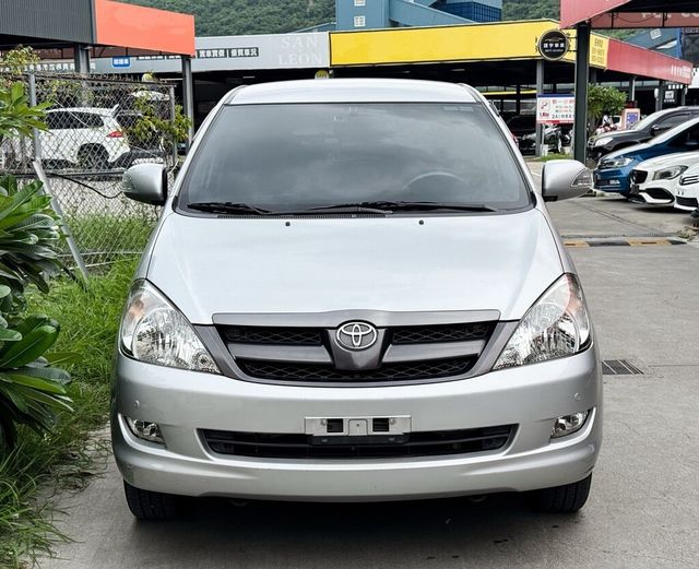 TOYOTA豐田 INNOVA  第3張相片