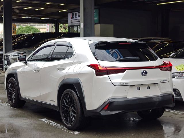 LEXUS凌志 UX250H  第2張相片