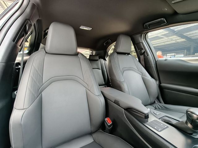 LEXUS凌志 UX250H  第17張相片