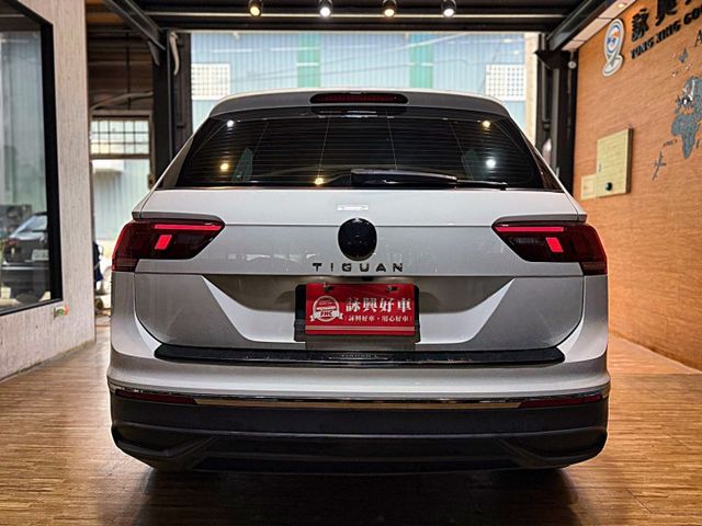 改款1.5 280 TSI I-KEY 7安 摸門 快撥 電尾門 導航 ACC跟車 360環景 電動椅 盲點 恆溫  第5張相片