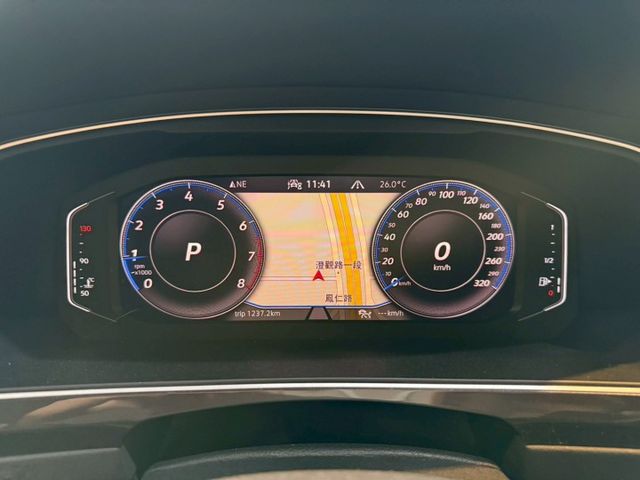 改款1.5 280 TSI I-KEY 7安 摸門 快撥 電尾門 導航 ACC跟車 360環景 電動椅 盲點 恆溫  第14張相片