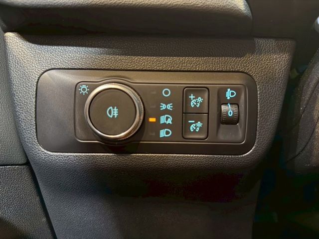 Eco Boost 180時尚型 7安 ACC跟車 車道偏移 定速 循跡 電動椅 恆溫 ABS  第17張相片