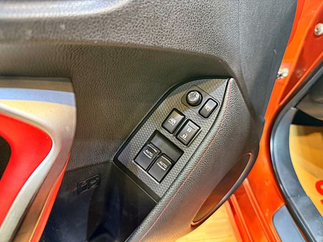 2.0 Limited I-KEY 摸門 8安 快撥 循跡 定速 恆溫 ABS  第18張相片