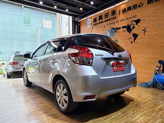 經典版 雙安 ABS 小車大空間 代步首選  第4張相片
