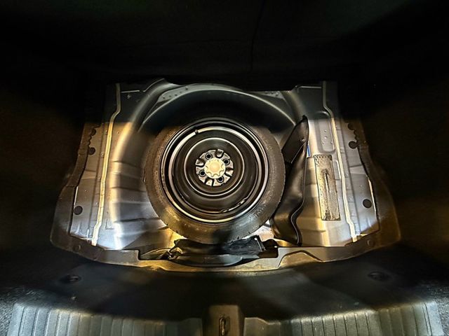 經典版 雙安 ABS 小車大空間 代步首選  第9張相片