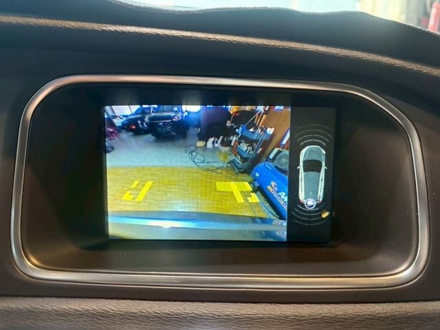 17年式 T3 安全旗艦版 I-KEY 快撥 電動椅 倒車顯影 多功能方向盤 盲點 安全首選  第15張相片
