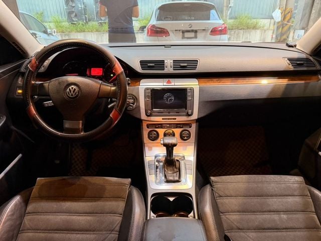 整備中)2.0TDI  第8張相片