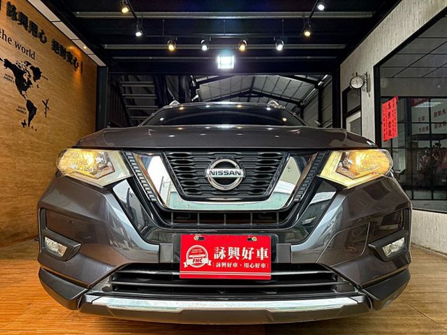 2.0 2WD 經典版 多功能方向盤 倒車顯影 循跡防滑 恆溫  第3張相片