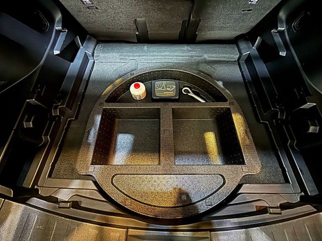 2.0 2WD 經典版 多功能方向盤 倒車顯影 循跡防滑 恆溫  第10張相片