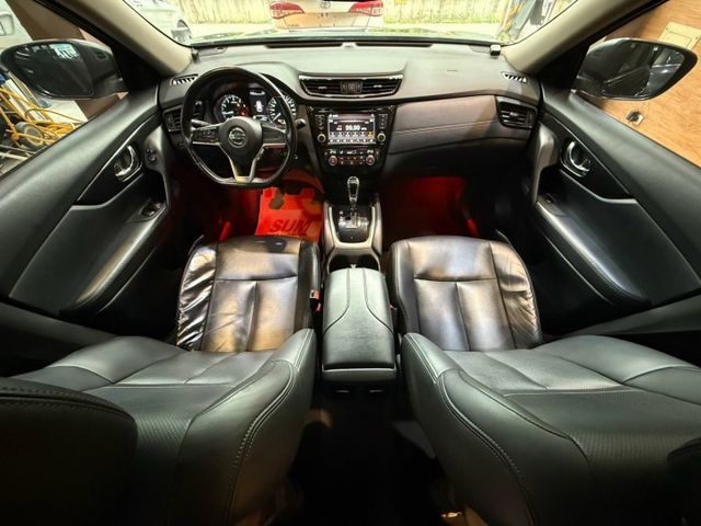 2.0 2WD 經典版 多功能方向盤 倒車顯影 循跡防滑 恆溫  第11張相片