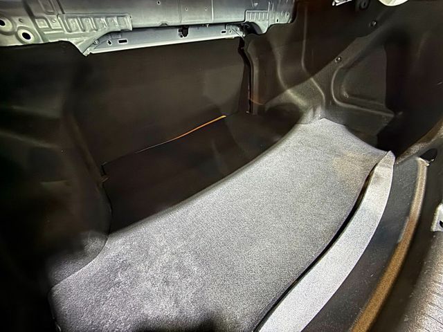 1.5經典版 只跑8萬 雙安 電動後視鏡 多媒體影音 倒車顯影 循跡 ABS 代步首選  第6張相片