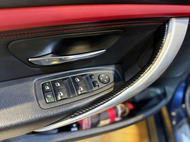 320I GT 全車M套件 四出+閥門 升降尾翼 天窗 I-KEY 電動椅 碳纖維方向盤 倒車顯影  第18張相片
