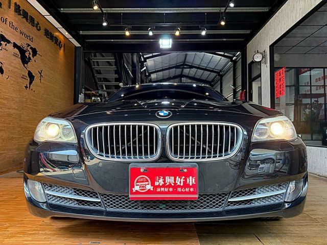 520D I-KEY 天窗 8安 電尾門 快撥 循跡 雙電動椅 360環景 多媒體影音 定速 恆溫 ABS  第3張相片