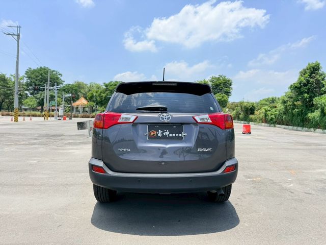 TOYOTA豐田 RAV4  第4張相片