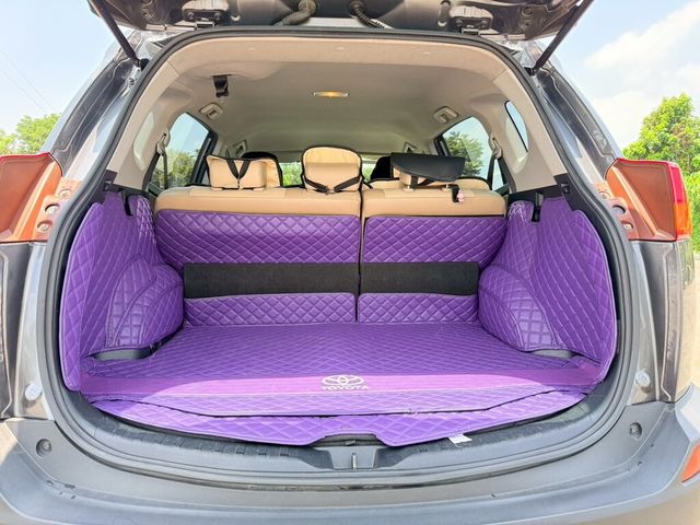 TOYOTA豐田 RAV4  第18張相片