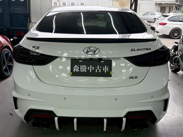 HYUNDAI現代 ELANTRA  第4張相片