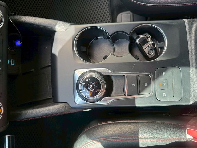 FORD福特 KUGA  第14張相片