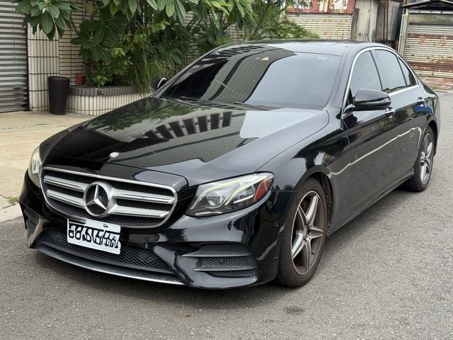 M-BENZ賓士 E300  第1張相片