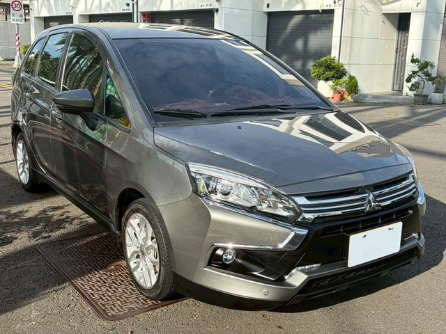 MITSUBISHI三菱 COLT PLUS  第3張相片