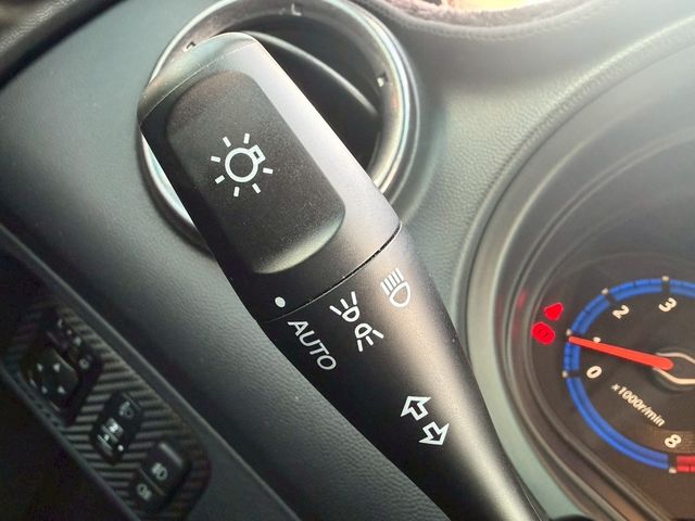 MITSUBISHI三菱 COLT PLUS  第10張相片