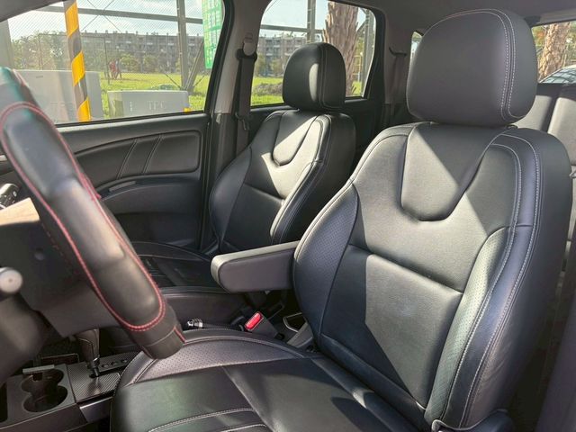 MITSUBISHI三菱 COLT PLUS  第17張相片