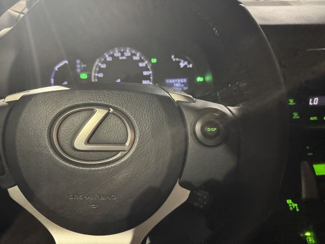 LEXUS凌志 CT200H  第5張相片