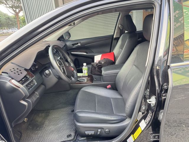TOYOTA豐田 CAMRY  第7張相片