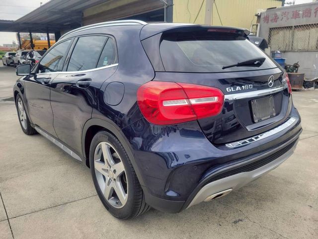 M-BENZ賓士 GLA180  第4張相片