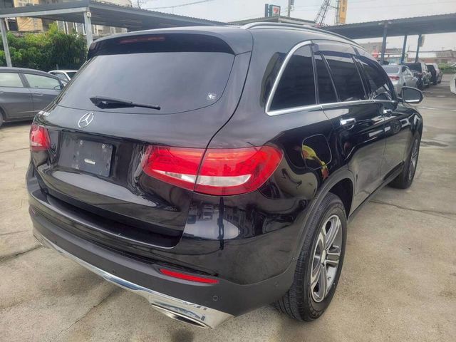 M-BENZ賓士 GLC300  第2張相片