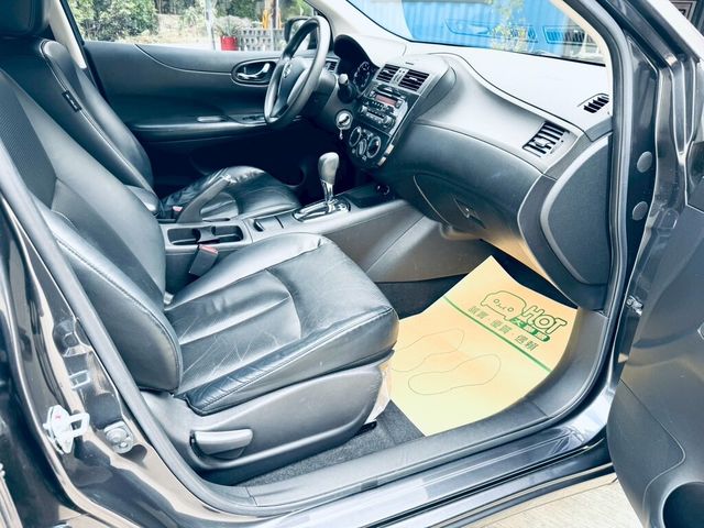 NISSAN日產 TIIDA  第13張相片