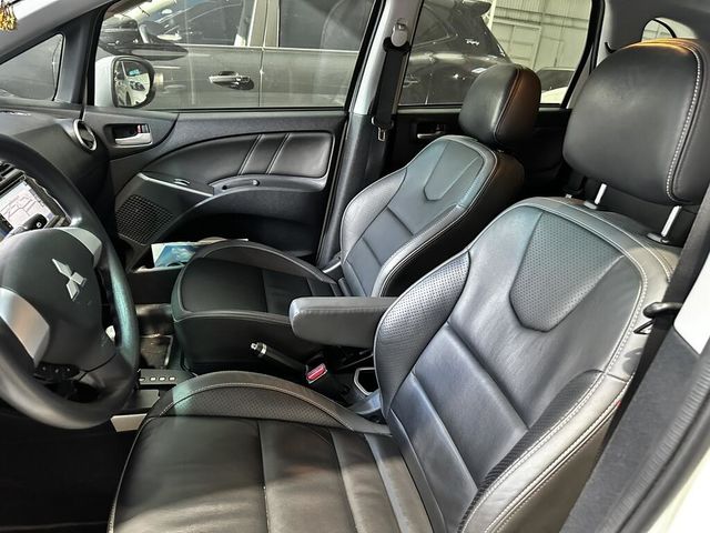 MITSUBISHI三菱 COLT PLUS  第5張相片