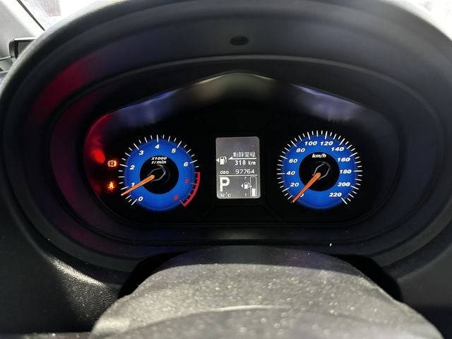 MITSUBISHI三菱 COLT PLUS  第6張相片