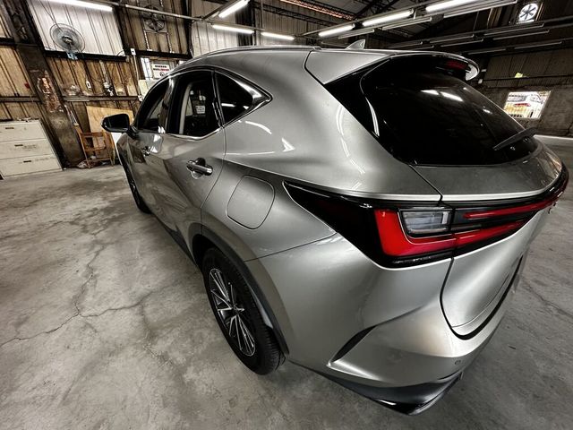 LEXUS凌志 NX200  第4張相片