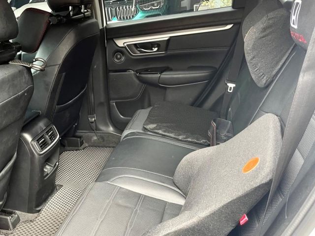 Honda CR-V  第13張相片