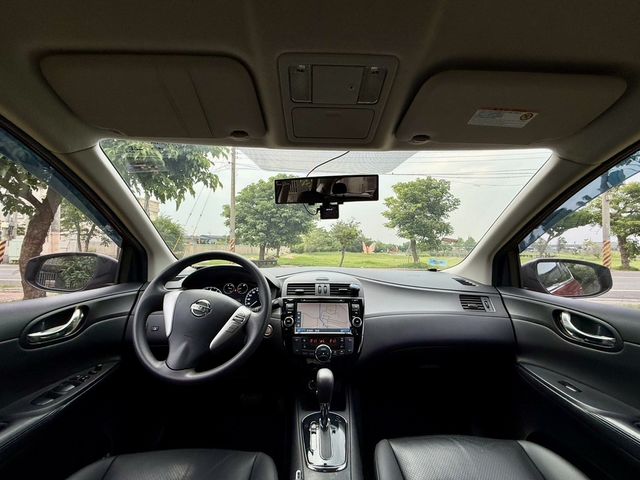 NISSAN日產 TIIDA  第8張相片