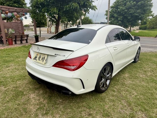 M-BENZ賓士 CLA200  第5張相片