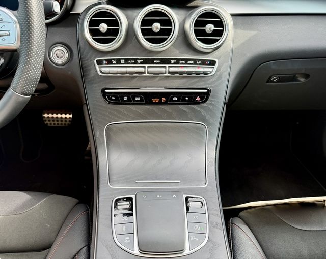 M-BENZ賓士 GLC43 AMG COUPE  第11張相片