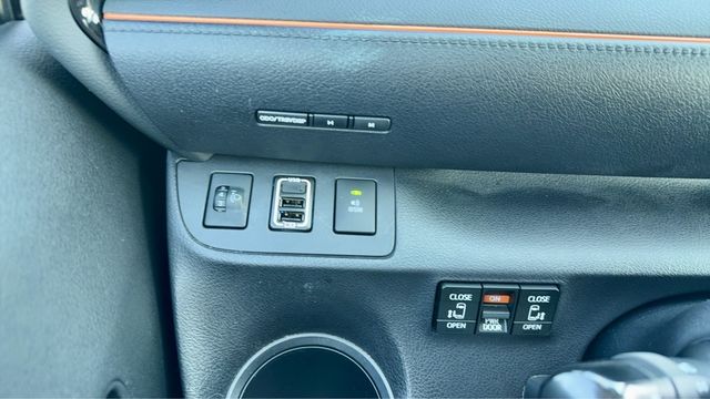 TOYOTA豐田 SIENTA  第10張相片