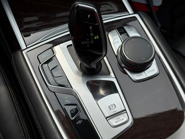 740LI Luxury/認證車/總代理/360環景/全景天窗/車門吸附/HK音響/電動通風座椅/電動尾門  第12張相片