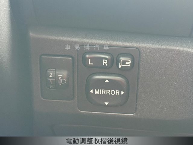 旗艦型/免鑰摸門/盲點偵測/倒車顯影/電動天窗/定速/電折/雙區空調  第20張相片