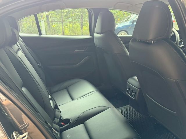 Mazda Mazda3  第10張相片