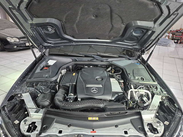 M-BENZ賓士 E200  第6張相片