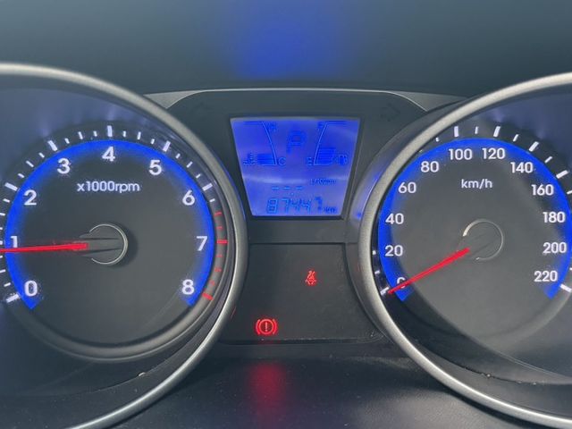 僅跑八萬/汽油2.0末代安卓/前後行車記錄器  第9張相片