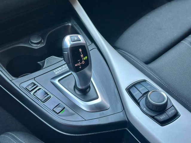 漂亮一手車/升級M方向盤/車況優  第11張相片