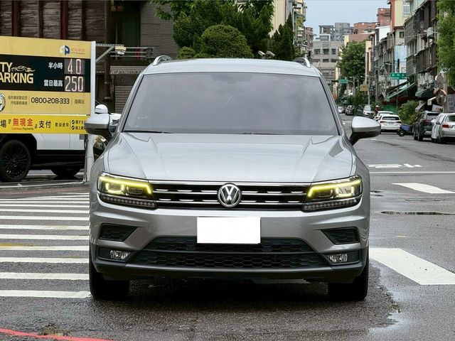 VOLKSWAGEN福斯 TIGUAN  第3張相片