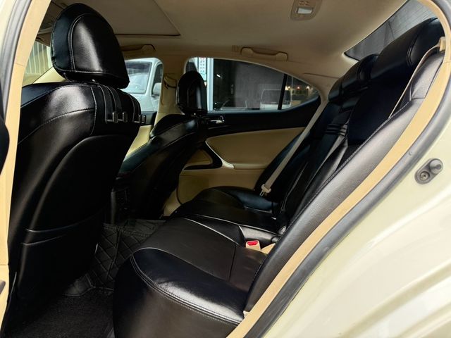 LEXUS凌志 IS250  第10張相片