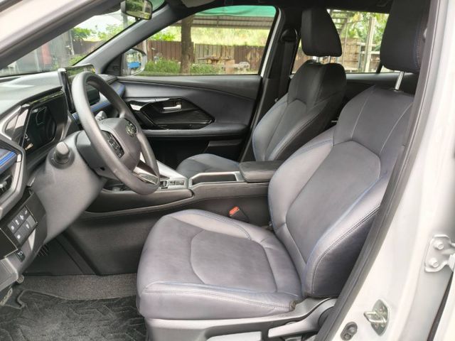 潮玩版.一手車只跑1萬多公里/原廠4年12萬公里保固/全車原板件/電動尾門/盲點偵測/低率全貸.換購實施中  第10張相片