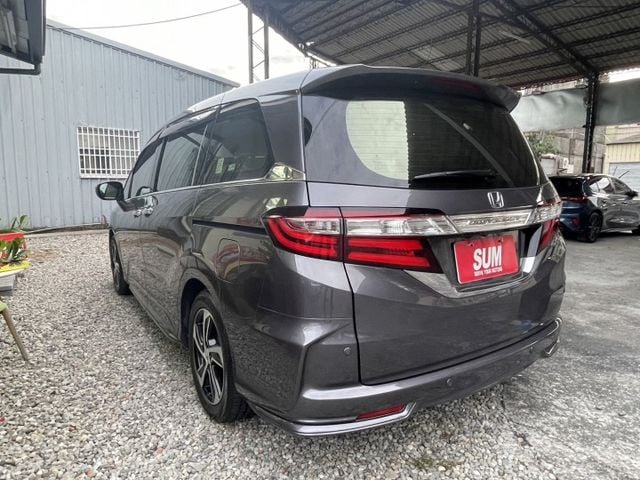 本田 ODYSSEY APEX 七人座 雙電動滑門 APEX 頂規配備 五門大空間 家庭旗艦  第4張相片